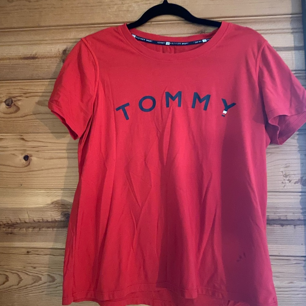 Tommy Hilfiger tee